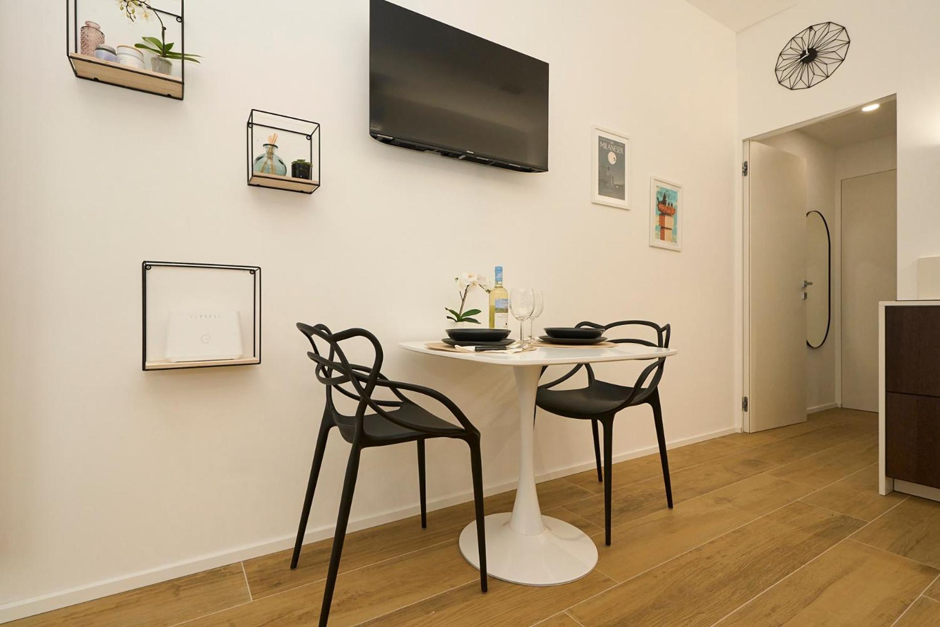 Duomo 10 Min - Cozy With Netflix & Wifi Apartment Milano Exterior foto